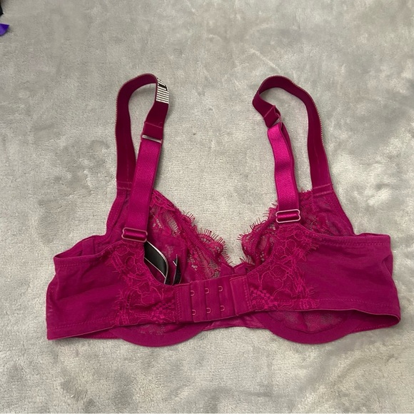 New! Victoria's Secret Very Sexy Unlined Shine Strap Lace Demi Bra 10320 - Picture 7 of 8